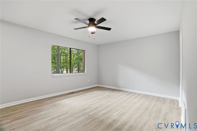 11735 S Briar Patch Dr, Midlothian, VA 23113