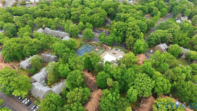 11735 S Briar Patch Dr, Midlothian, VA 23113