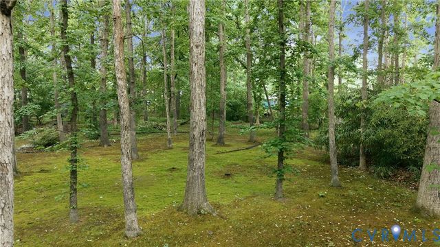 11735 S Briar Patch Dr, Midlothian, VA 23113