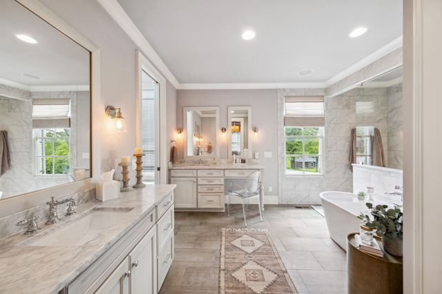 8108 Vaden Dr, Brentwood, TN 37027