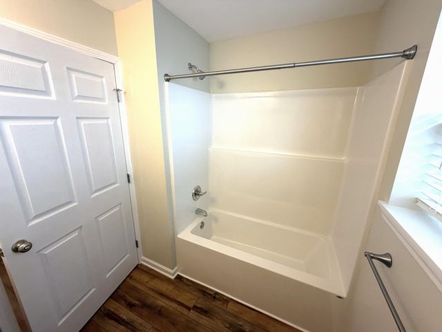1351 Ada Avenue, Muskegon, MI 49442