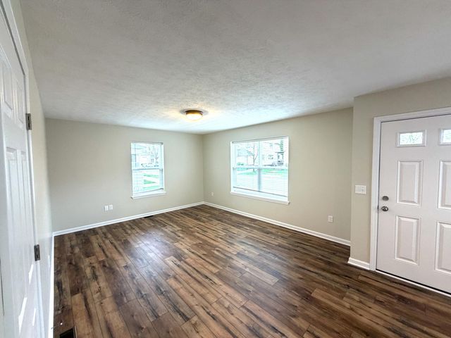 1351 Ada Avenue, Muskegon, MI 49442