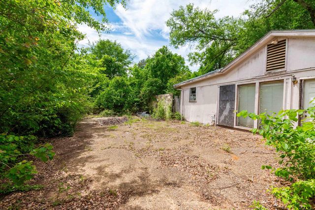 2435 Rodge Dr, Tyler, TX 75701