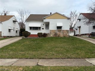 18915 Longview Avenue, Maple Heights, OH 44137