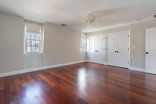 242 Bunker Hill St 2, Boston, MA 02129