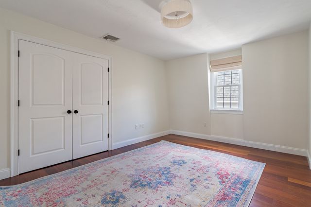 242 Bunker Hill St 2, Boston, MA 02129