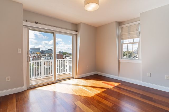 242 Bunker Hill St 2, Boston, MA 02129