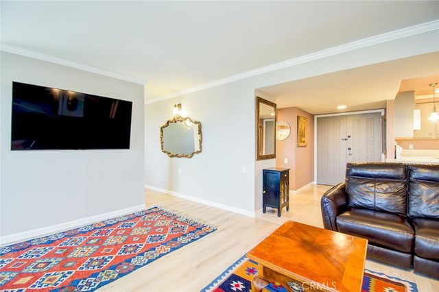 3241 San Amadeo 2B, Laguna Woods, CA 92637