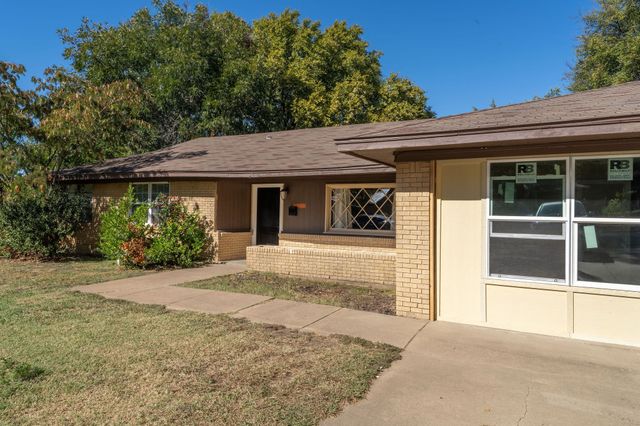 5720 Whitman Avenue, Fort Worth, TX 76133