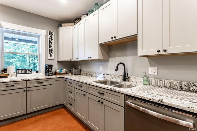 8775 S State Road 446 Highway, Bloomington, IN 47401