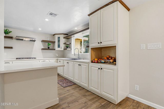 224 Pacific Drive, El Paso, TX 79922