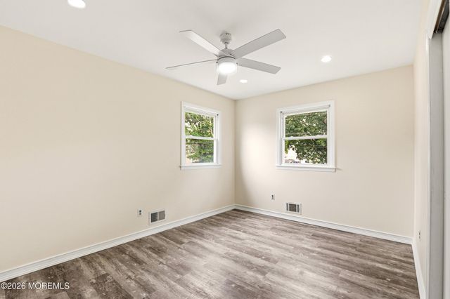 853 Neptune Avenue, Beachwood, NJ 08722