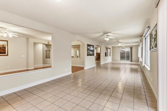 2752 Westview Dr, Lincoln, CA 95648