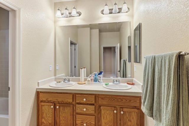 2752 Westview Dr, Lincoln, CA 95648