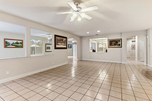 2752 Westview Dr, Lincoln, CA 95648