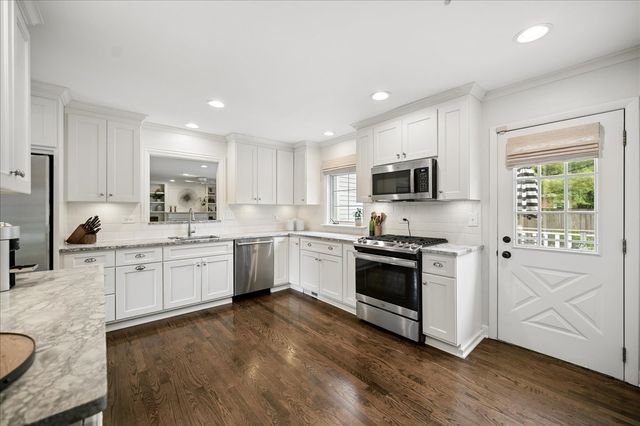1810 Culver Lane, Glenview, IL 60025