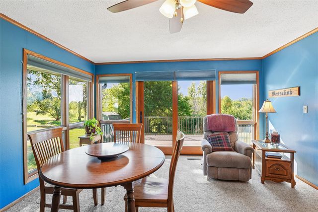 1503 S 16th Avenue W, Newton, IA 50208