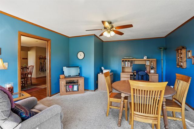 1503 S 16th Avenue W, Newton, IA 50208