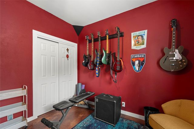 503 Chantilly LN, Spicewood, TX 78669