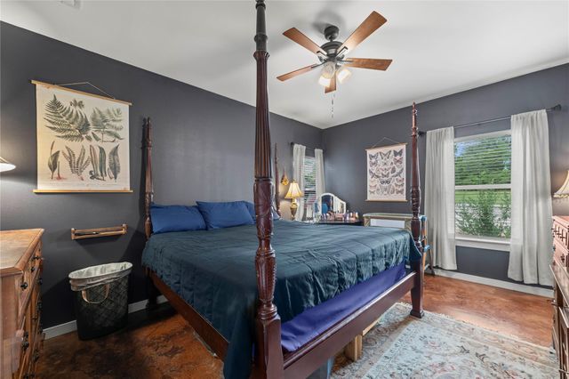 503 Chantilly LN, Spicewood, TX 78669