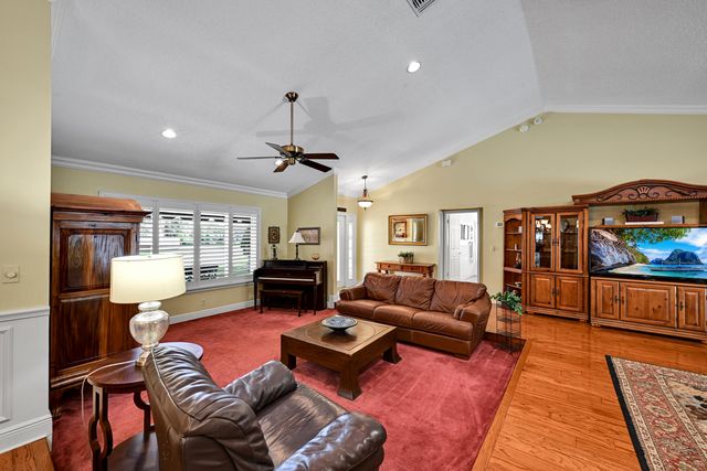 9232 Sun Pointe Drive, Boynton Beach, FL 33437