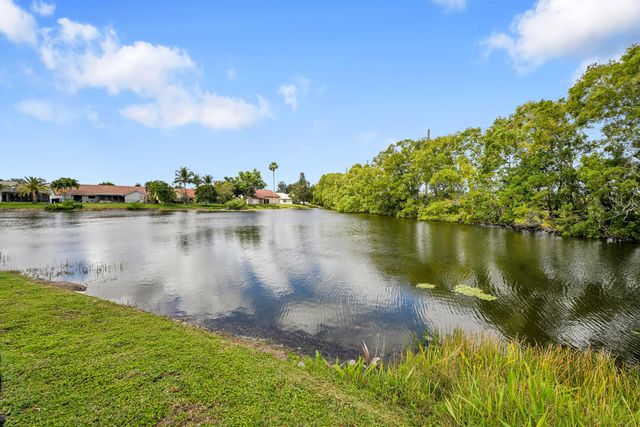 9232 Sun Pointe Drive, Boynton Beach, FL 33437