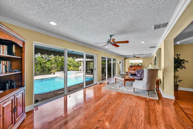 9232 Sun Pointe Drive, Boynton Beach, FL 33437