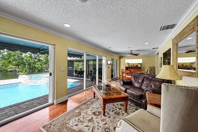 9232 Sun Pointe Drive, Boynton Beach, FL 33437