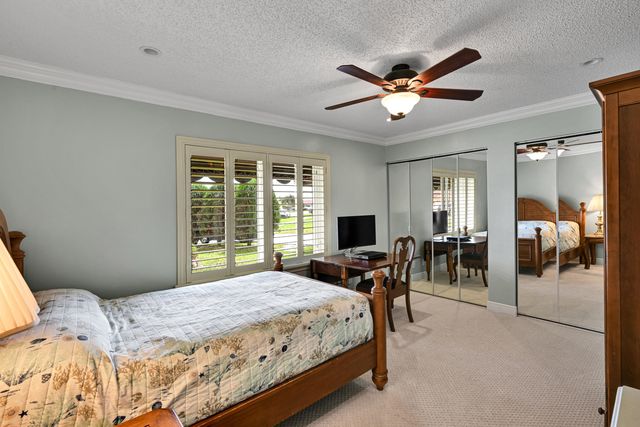 9232 Sun Pointe Drive, Boynton Beach, FL 33437