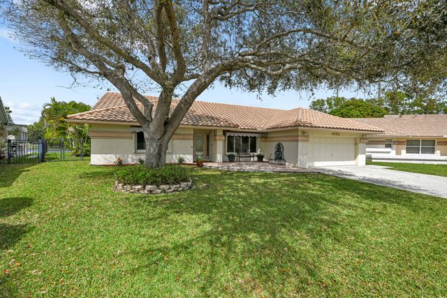 9232 Sun Pointe Drive, Boynton Beach, FL 33437