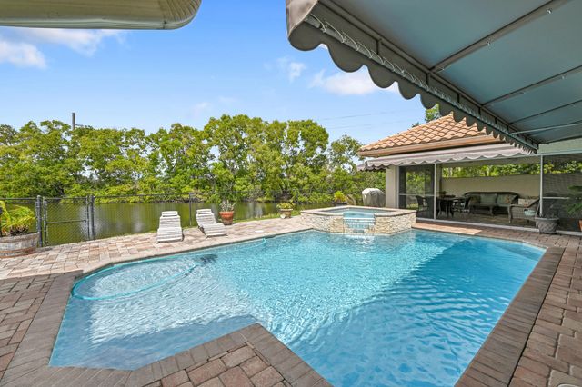 9232 Sun Pointe Drive, Boynton Beach, FL 33437