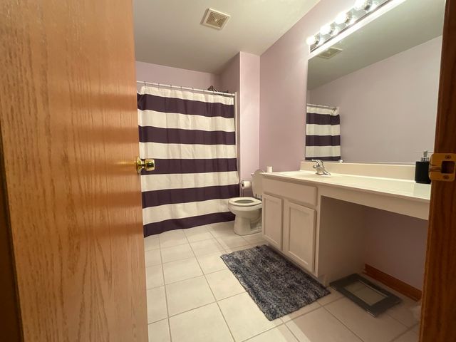 7704 Scarlett Oak Drive, Plainfield, IL 60586
