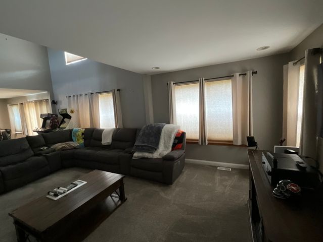 7704 Scarlett Oak Drive, Plainfield, IL 60586