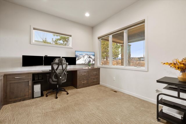 19209 Cartwright Court, Bend, OR 97702