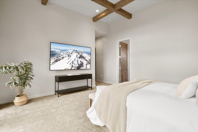 19209 Cartwright Court, Bend, OR 97702