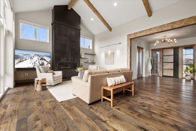 19209 Cartwright Court, Bend, OR 97702