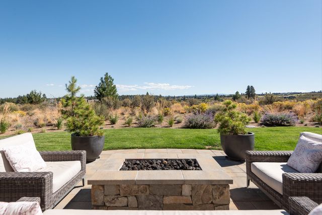 19209 Cartwright Court, Bend, OR 97702