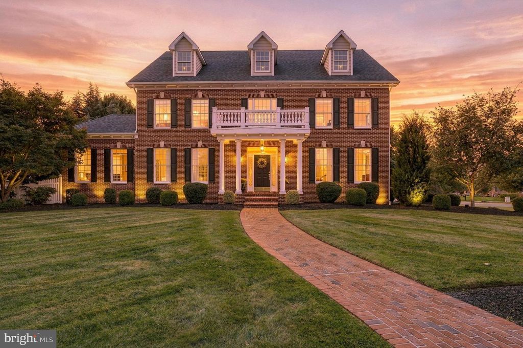 7 HAYFIELD CT, MOORESTOWN, NJ 08057 — exterior