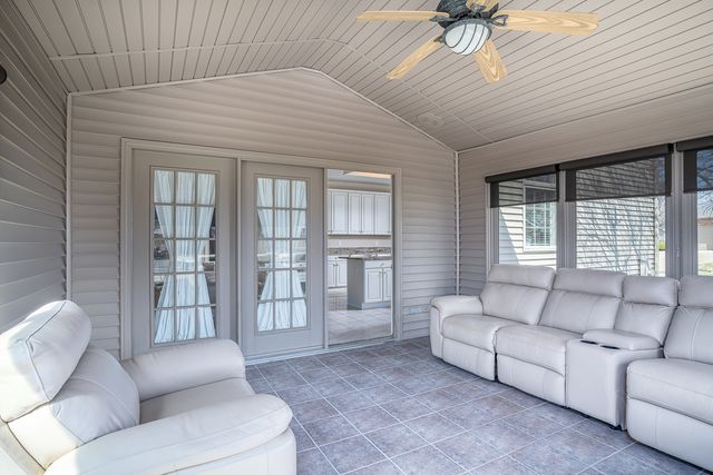 3755 E 61st Boulevard, Davenport, IA 52807