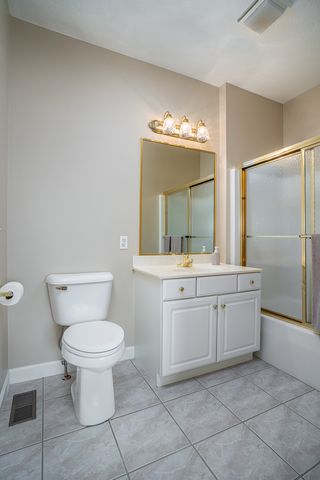 3755 E 61st Boulevard, Davenport, IA 52807