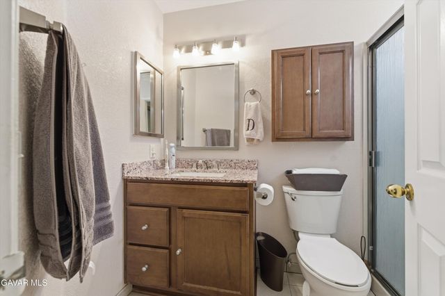 2851 W College Park Drive, Lancaster, CA 93536