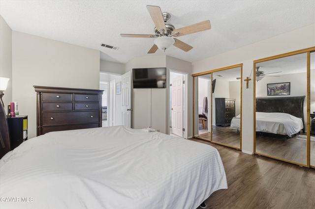 2851 W College Park Drive, Lancaster, CA 93536