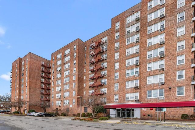 245 Rumsey Road 6O, Yonkers, NY 10701