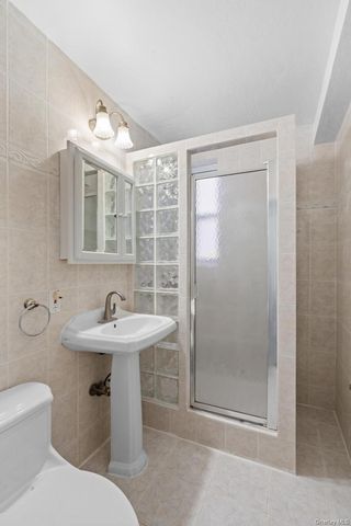 245 Rumsey Road 6O, Yonkers, NY 10701