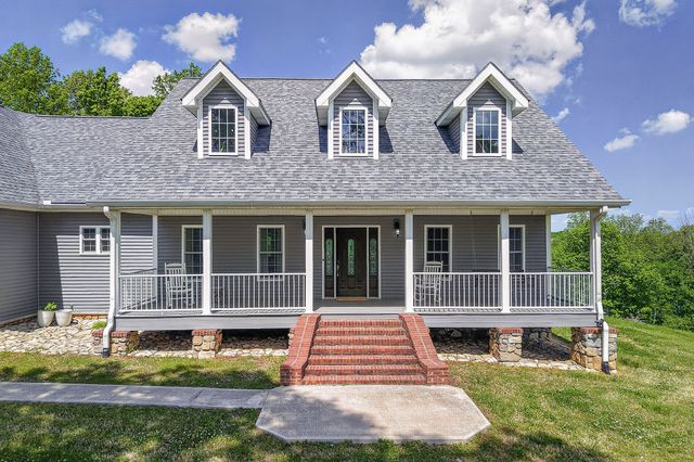 487 Cedar Hill Rd, Celina, TN 38551