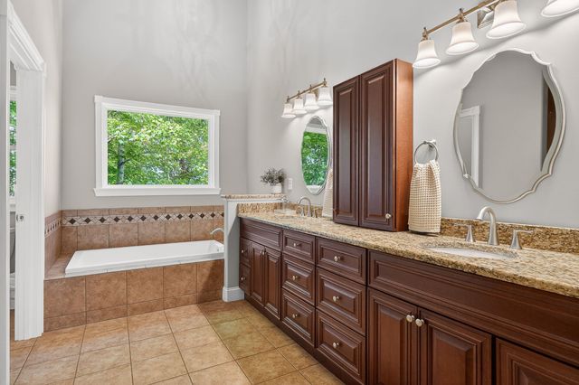 487 Cedar Hill Rd, Celina, TN 38551