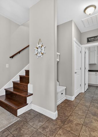 487 Cedar Hill Rd, Celina, TN 38551