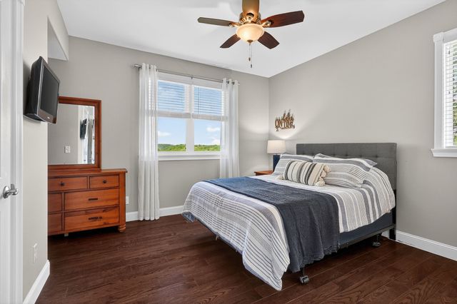 487 Cedar Hill Rd, Celina, TN 38551