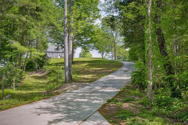 487 Cedar Hill Rd, Celina, TN 38551