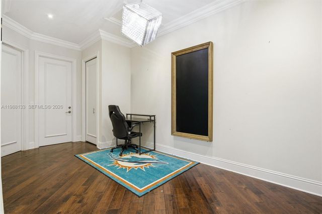 611 Sweet Bay Ave, Plantation, FL 33324